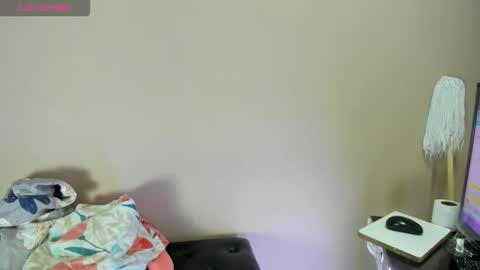 Snapshot of liiavega chatting on March 16, 2026, 11:47 am online show from March 16, 2026, 11:47 am