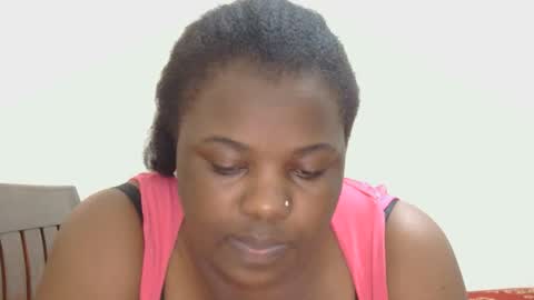 Lily online show from November 12, 2025, 11:14 pm