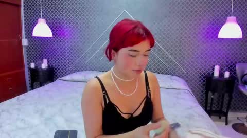 Snapshot of liilith_bloom chatting on September 8, 2025, 9:03 pm Lilith online show from September 8, 2025, 9:03 pm