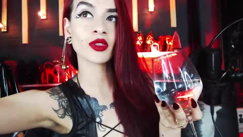 Liilith online show from December 22, 2024, 6:49 am