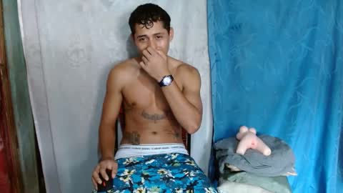 lil_condor_baby online show from September 24, 2025, 8:01 pm