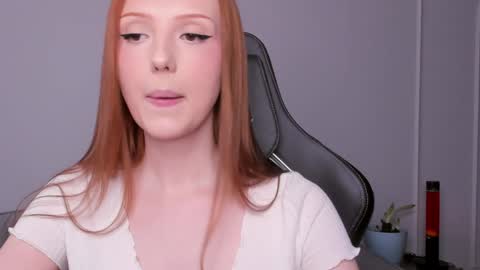 Snapshot of lil_pumpkinpie chatting on February 8, 2025, 11:33 am Val online show from February 8, 2025, 11:33 am