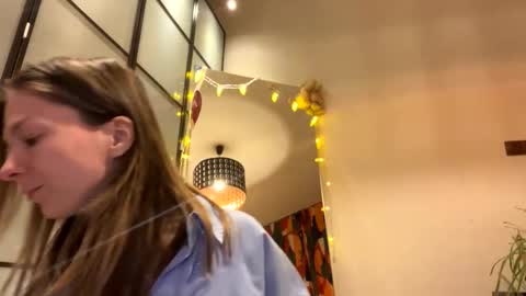 Snapshot of lil_uff chatting on June 1, 2026, 8:32 pm aka princessmaya online show from June 1, 2026, 8:32 pm