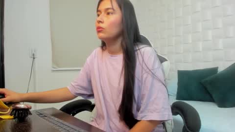 L I L A online show from January 7, 2026, 2:47 am