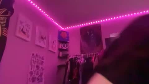 lilaloveslife online show from March 23, 2026, 1:20 am