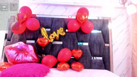 Snapshot of lilapop__ chatting on February 6, 2025, 11:43 am Lila online show from February 6, 2025, 11:43 am