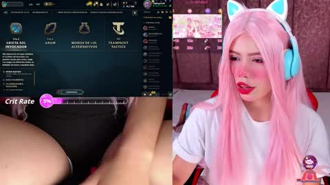 Snapshot of lilapop__ chatting on October 19, 2025, 2:18 pm Lila online show from October 19, 2025, 2:18 pm