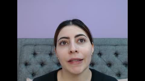 Lilasuni online show from October 22, 2025, 6:18 pm