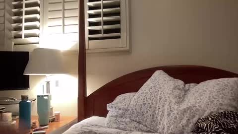 lilbi85_ online show from December 16, 2024, 12:26 am