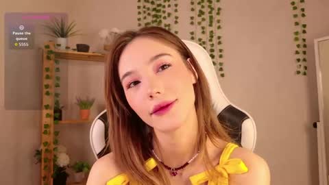 Hi im Yuki online show from April 13, 2026, 10:54 am