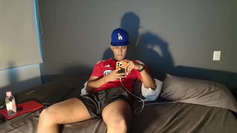 Dante online show from December 21, 2024, 10:30 pm