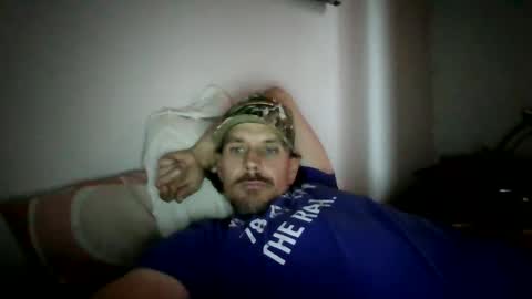 Snapshot of lildeer1980 chatting on September 28, 2025, 10:37 pm lildeer1980 online show from September 28, 2025, 10:37 pm