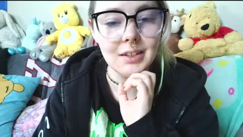 emily ryanson online show from April 8, 2026, 10:10 pm