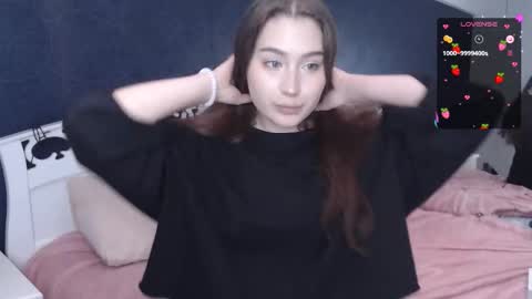 Lilu online show from October 1, 2025, 9:32 pm