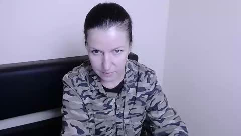 Snapshot of liliamflemi_ chatting on September 10, 2025, 7:08 am Lili online show from September 10, 2025, 7:08 am