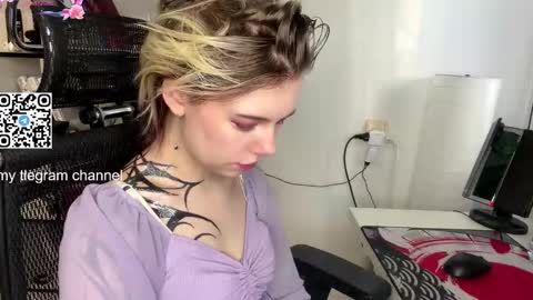 Lilian online show from February 3, 2026, 6:11 am