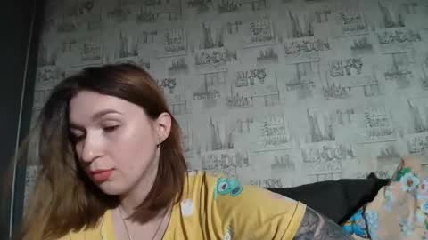 liliawoolf online show from September 17, 2025, 5:36 pm