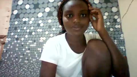 Snapshot of liligal chatting on June 18, 2026, 6:57 am liligal online show from June 18, 2026, 6:57 am
