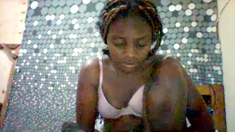 Snapshot of liligal chatting on June 24, 2026, 5:28 am liligal online show from June 24, 2026, 5:28 am