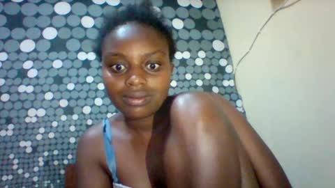 Snapshot of liligal chatting on June 25, 2026, 5:56 am liligal online show from June 25, 2026, 5:56 am