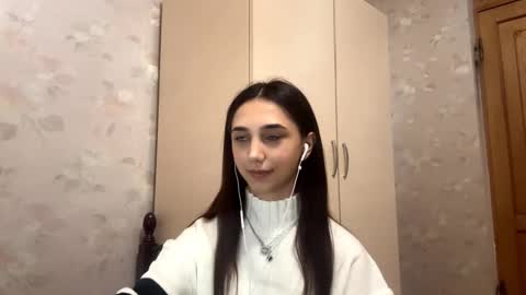 Snapshot of lilihalvorsen chatting on October 11, 2025, 10:30 pm Lina online show from October 11, 2025, 10:30 pm