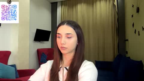 Lina online show from February 2, 2026, 10:08 pm