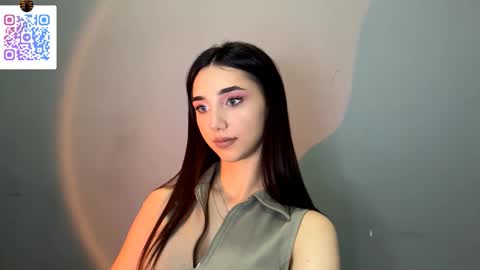 Lina online show from February 14, 2026, 10:17 pm