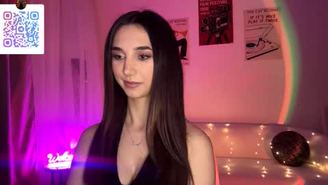 Lina online show from March 8, 2026, 2:04 am