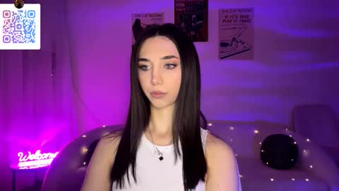 Lina online show from March 23, 2026, 10:14 pm