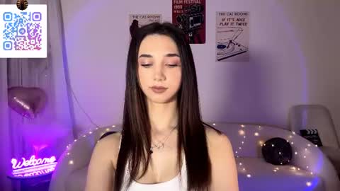 Lina online show from June 18, 2026, 10:58 pm