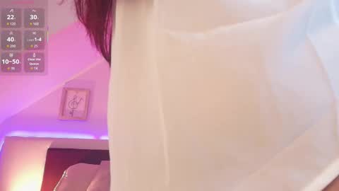 Lilith Savett online show from October 18, 2025, 12:39 pm