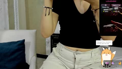 LilyJensen online show from November 28, 2025, 4:09 pm