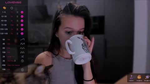 Snapshot of lililaluna chatting on October 12, 2025, 7:02 pm             ...  online show from October 12, 2025, 7:02 pm