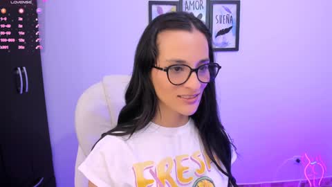 Leidy online show from January 4, 2025, 8:27 pm