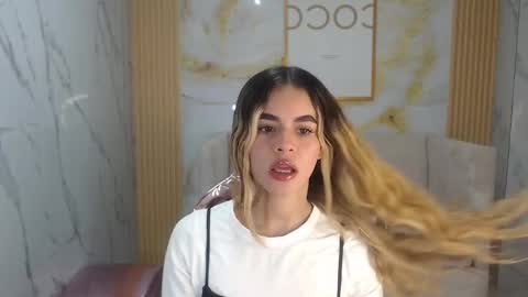 Lilith  online show from October 1, 2025, 8:48 pm