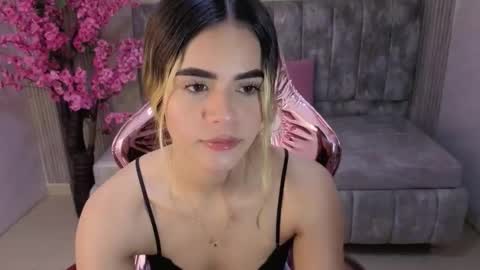 Lilith  online show from October 17, 2025, 8:33 pm