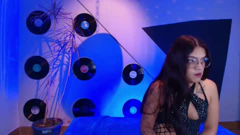 Lilith and Khloe  online show from January 9, 2026, 11:13 am