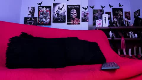Snapshot of lilith_deveraux_ chatting on June 5, 2026, 6:02 pm MISTRESS LILITH online show from June 5, 2026, 6:02 pm