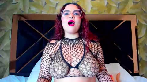 Lili online show from October 23, 2025, 5:18 am