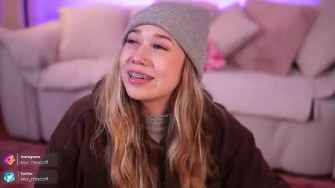 Lilith Gray online show from November 19, 2025, 5:07 am