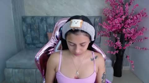 Snapshot of lilith_petit_sub chatting on January 15, 2025, 12:58 pm Lilith  online show from January 15, 2025, 12:58 pm