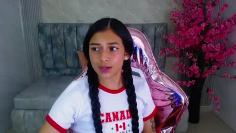 Snapshot of lilith_petit_sub chatting on January 16, 2025, 3:46 pm Lilith  online show from January 16, 2025, 3:46 pm
