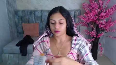 Snapshot of lilith_petit_sub chatting on January 28, 2025, 12:43 pm Lilith  online show from January 28, 2025, 12:43 pm
