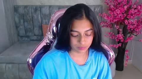 Snapshot of lilith_petit_sub chatting on January 31, 2025, 4:17 pm Lilith  online show from January 31, 2025, 4:17 pm