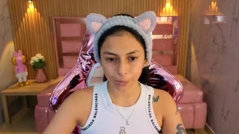 Snapshot of lilith_petit_sub chatting on October 7, 2025, 3:47 am Lilith  online show from October 7, 2025, 3:47 am
