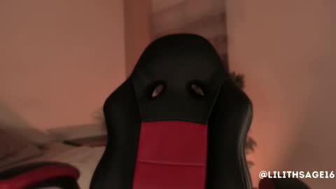 Snapshot of lilith_sage_ chatting on October 14, 2025, 11:44 am lilith_sage_ online show from October 14, 2025, 11:44 am