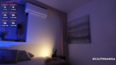 lilith_sage_ online show from October 27, 2025, 12:09 pm