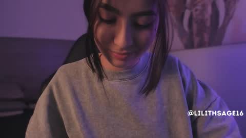lilith_sage_ online show from May 22, 2026, 8:36 pm
