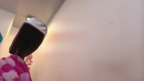 Lilith  online show from March 3, 2026, 3:23 am