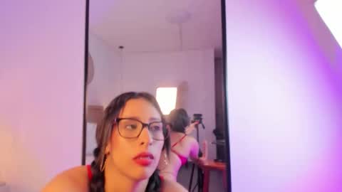 L I L I  online show from February 27, 2026, 8:36 am